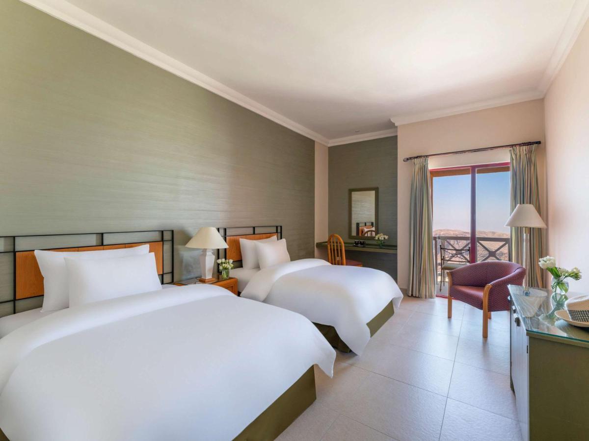 Grand Mercure Petra Wadi Musa Extérieur photo