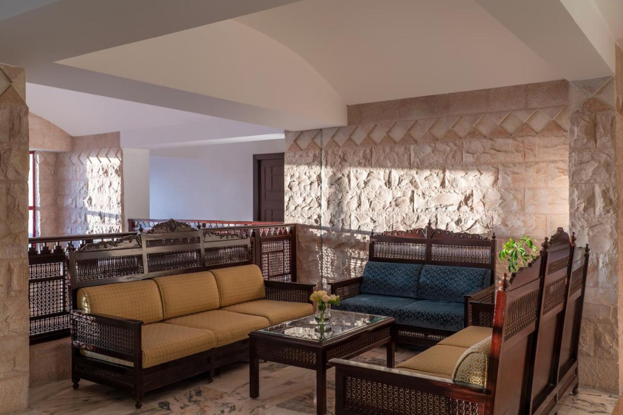 Grand Mercure Petra Wadi Musa Extérieur photo